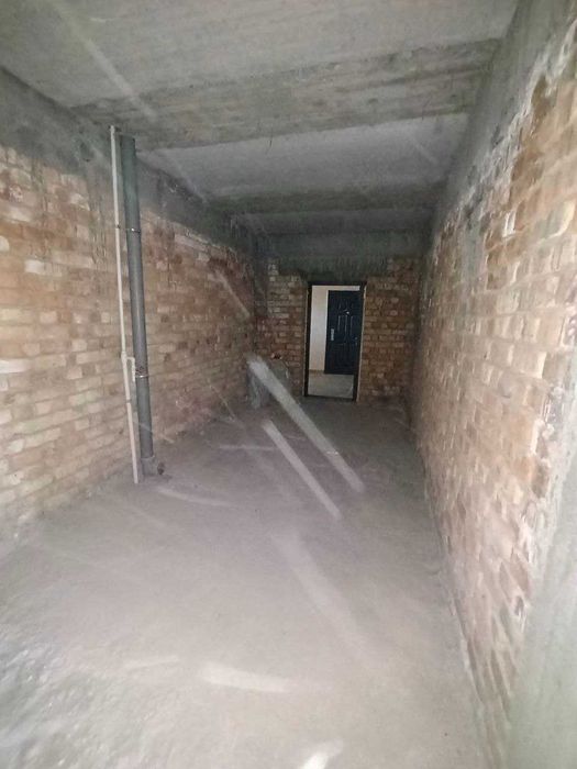 2х комнатная квартира 64кв/м на 2 этаже в состоянии коробки, Супер