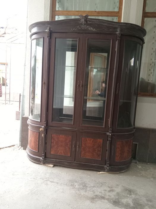 Большая ,старая СТЕНКА