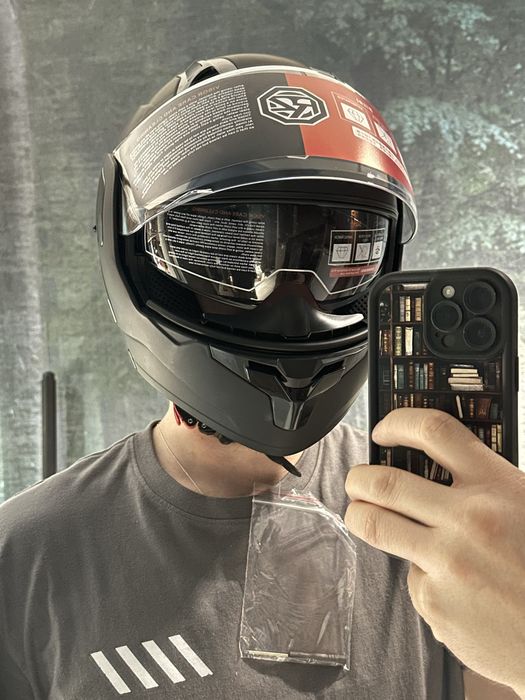 Мотошлем шлем черный матовый