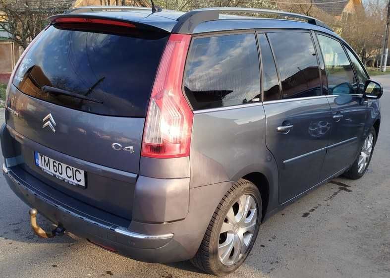 Vând Citroën C4 Grand Picasso 2.0 HDI- 7 locuri– cutie automată