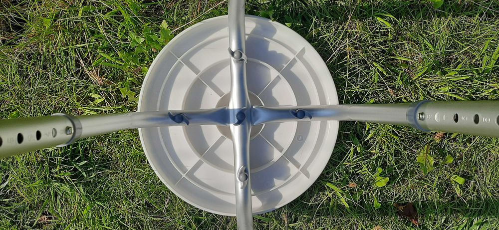 Scaun baie rotund, sezut rotativ, ajustabil, aluminiu, sustine 110 Kg