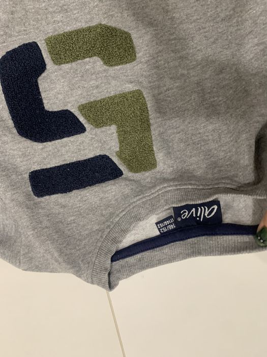 И поредните маркови дрешки  замомче с ръст 152 см