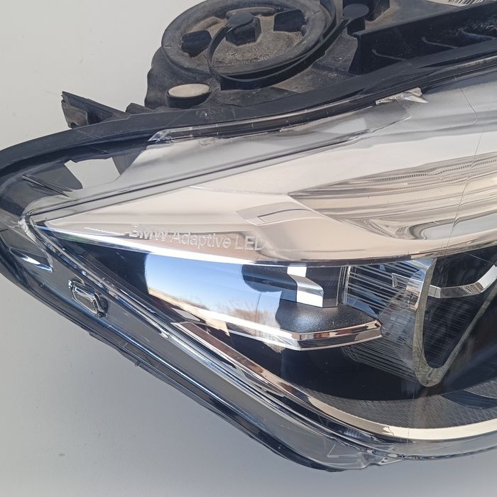 Десен фар BMW F30 F31 LCI ADAPTIVE LED FEIS 7471312