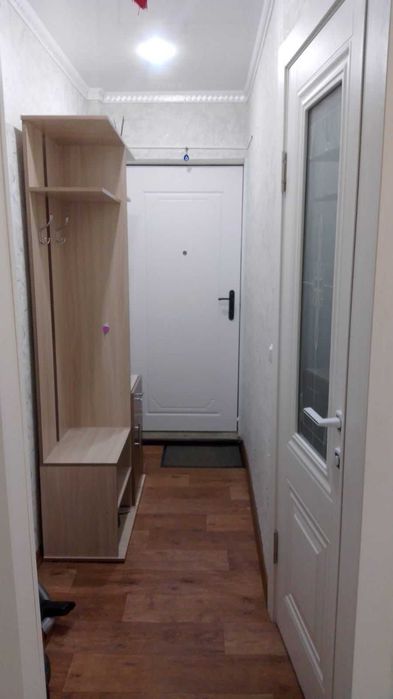 продается 2 комн кв р-н Школьник