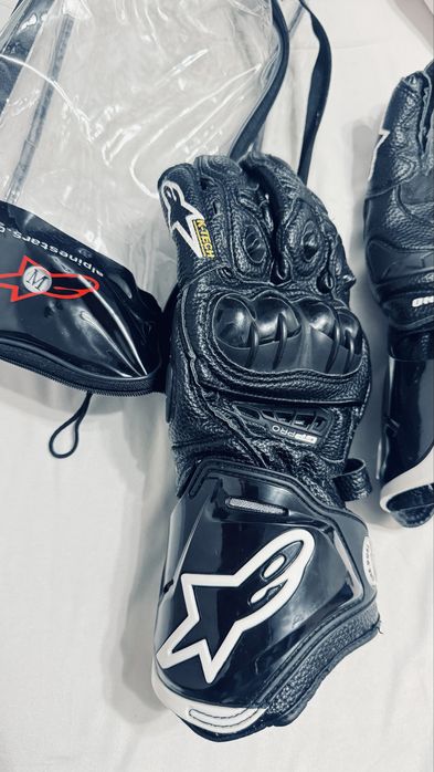 Продам мотоперчатки Alpinestars