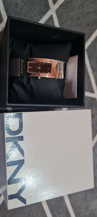 DKNY ,Donna Karan watch, оригинален часовник