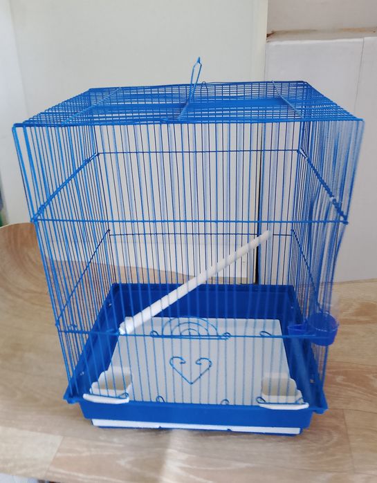 Продам клетку для птиц 4000