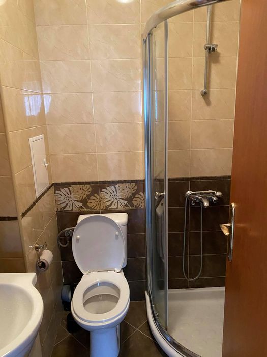 Тристаен апартамент в ж.к. Хладилника.