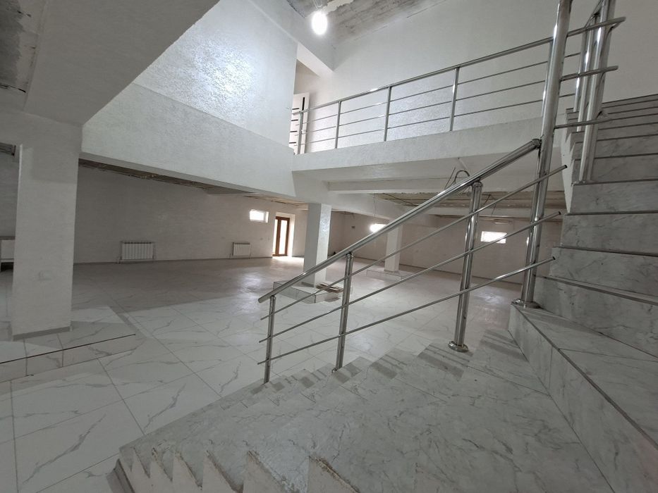 Urganch Shahar Markazida Arenda 260kv