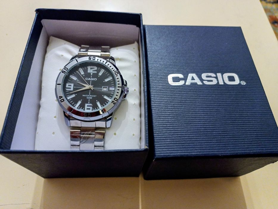 Наручные часы CASIO