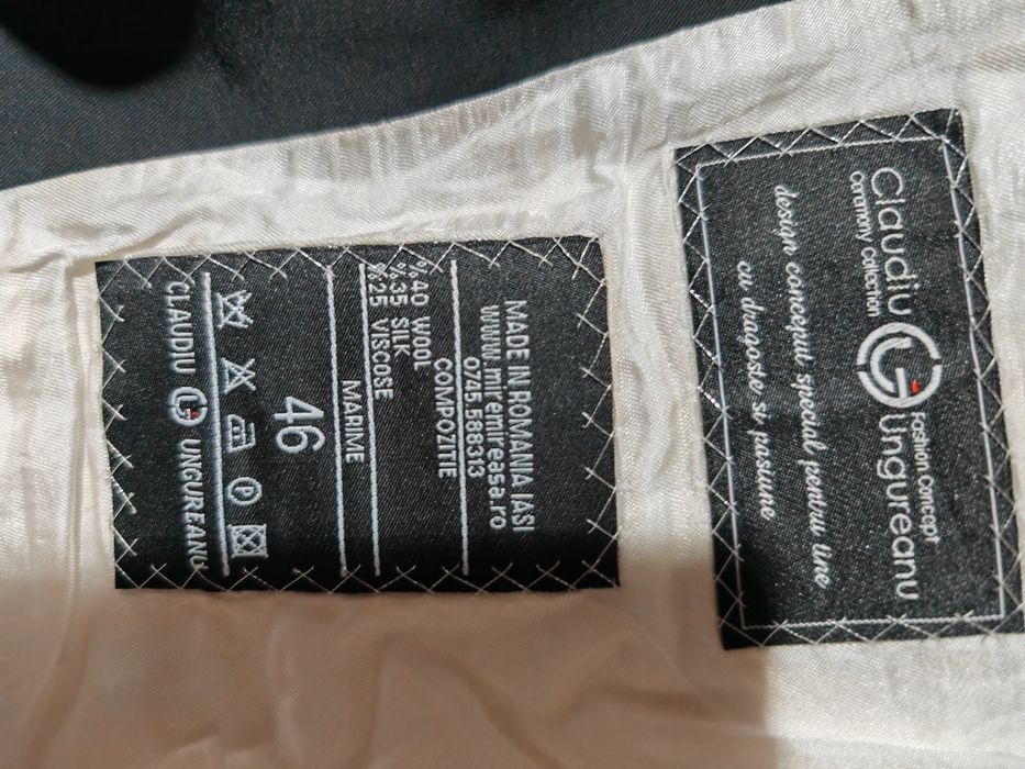 Costum masculin folosit o singură dată
