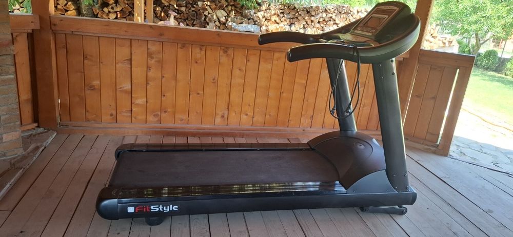 Bandă de alergat semiprofesională Fit Style