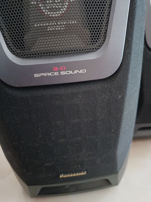 Продавам две тон колони-Panasonic