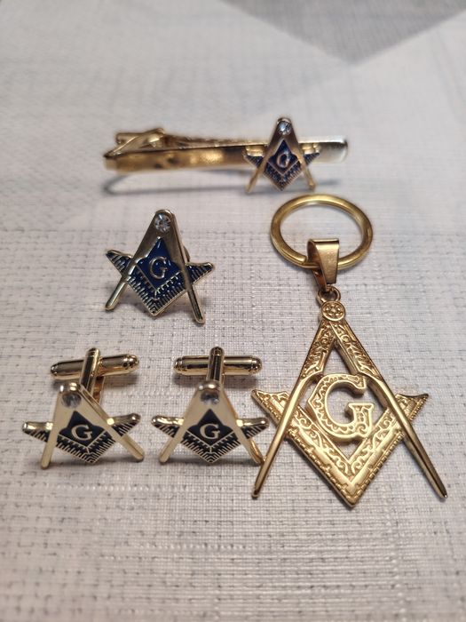 Set masonic nou.