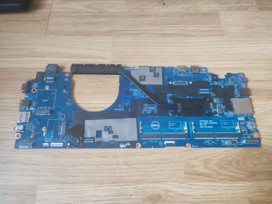 Placa de baza Dell Latitude 5580 - i5 generația 7 - perfect funcționala