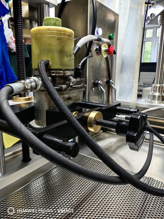 Ремонт на механични, хидравлични и електро - механични рейки и помпи.