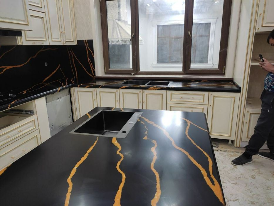 Столешница из искусственного камня кварц акрила