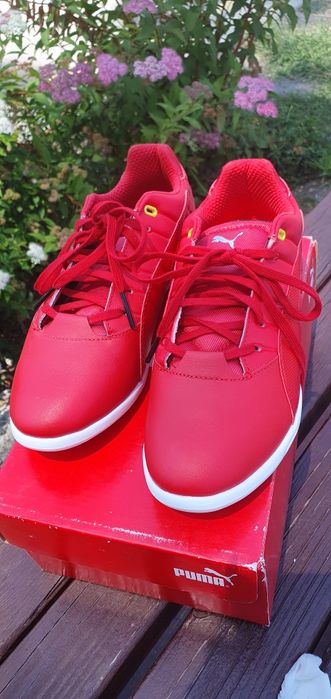 Маратонки Puma черени