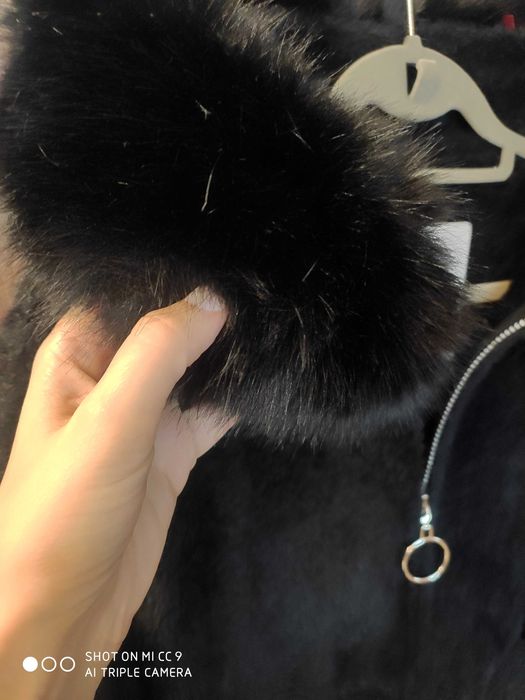 Кашмирена жилетка нова с етикет