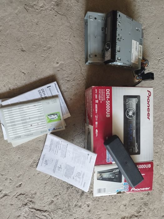 Части за Мерцедес 200Е