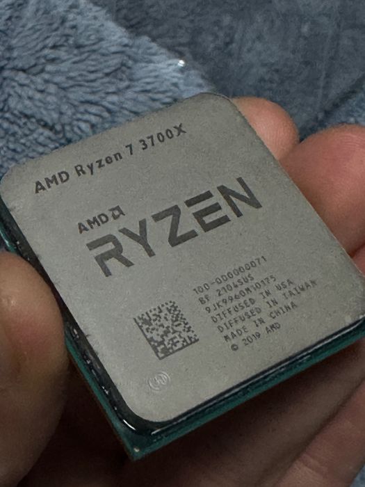 Ryzen 7 3700X +Cooler