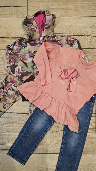 Дрехи на Replay за 2 годишно момиче