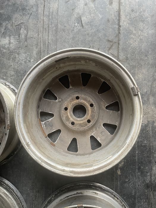 Диски от ауди в хорошем состояние