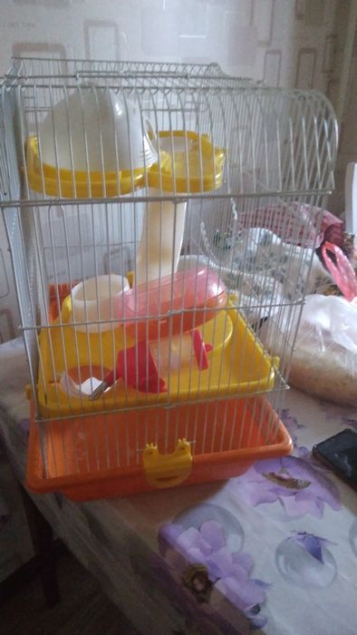 Продам клетку хомячка