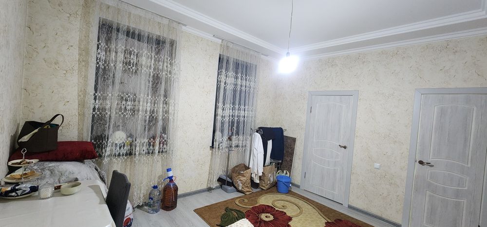 Юнусобод 4кв новастройка 1комнатная все ест  место супер