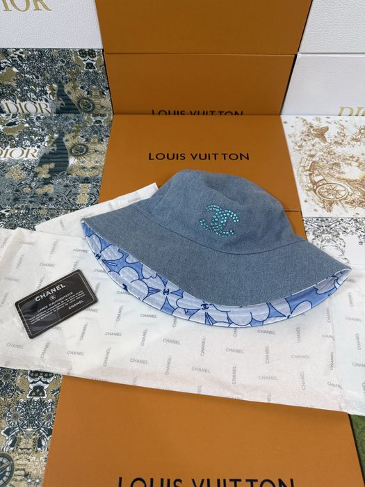 Дизайнерска шапка New Season