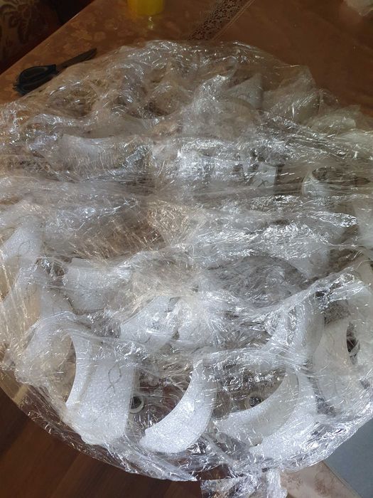 Люстра большая бу