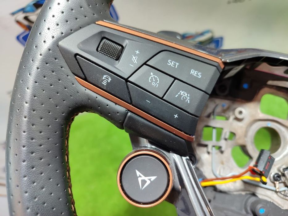 VOLAN PIELE CU COMENZI SEAT LEON 4 KL / CUPRA LEON / COD OEM 5FA419091 / 5FA419091FT 2020-2025  (4I2)