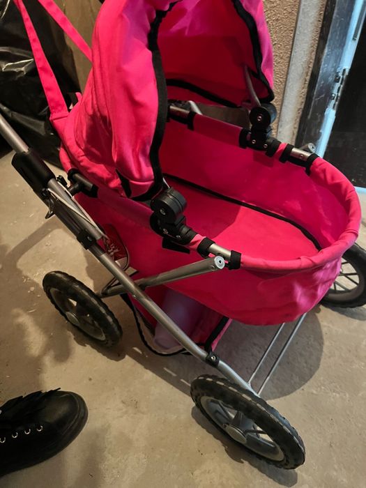 Детскта количка за кукли