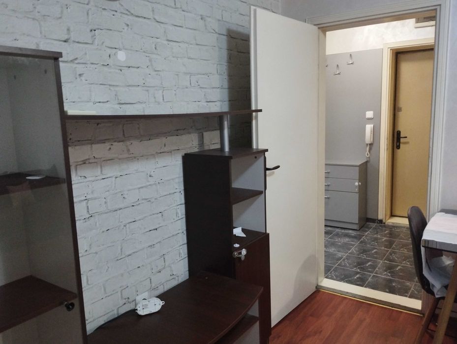 Дава се под наем Двустаен апартамент в Варна, Лятно кино Тракия - 55 кв.м за 306 € - Снимка #3