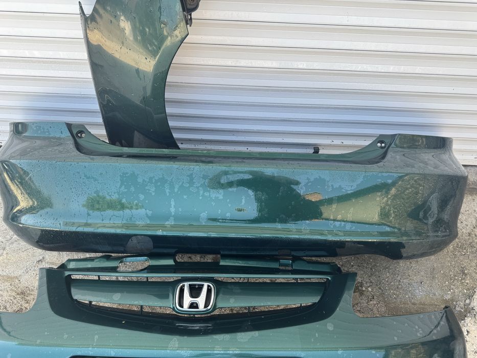 Предна,задна броня,преден капак Honda Civic 7
