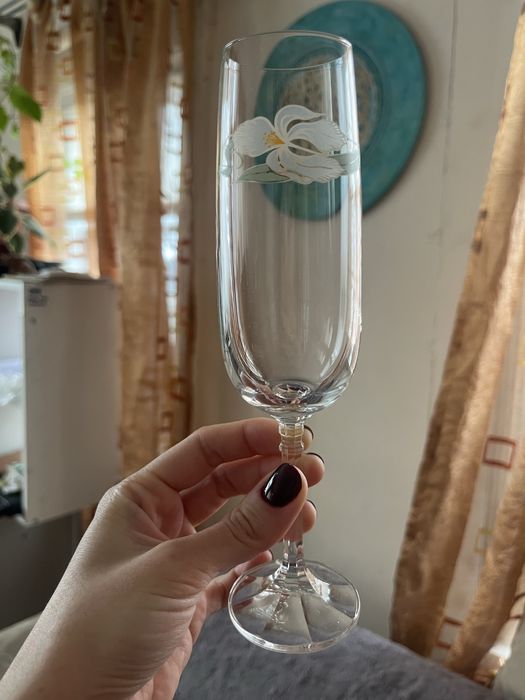 Фужеры 2 вида  продам