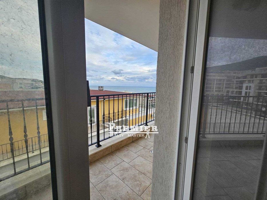 Продава се Двустаен апартамент в Свети Влас - 72 кв.м за 2105 €/кв.м - Снимка #4