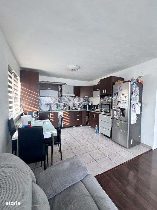 Casa pentru 2 familii|teren generos 1000mp