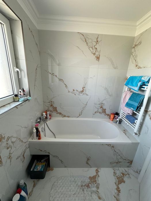 De Vanzare apartament 3 camere zona Vivo