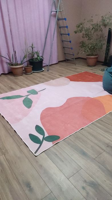 Продам ковры 2 штуки