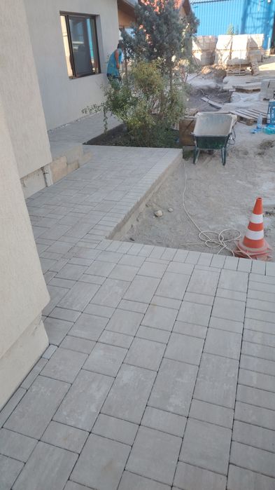 Vânzări și montaj pavaj