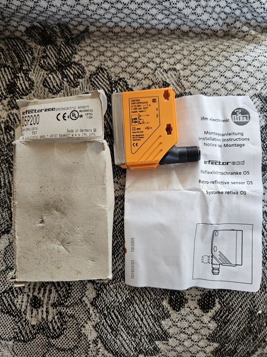 Senzor optic retro-reflexiv ifm/ NOS