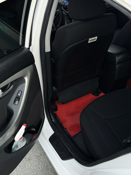 Hyundai Elantra 2014