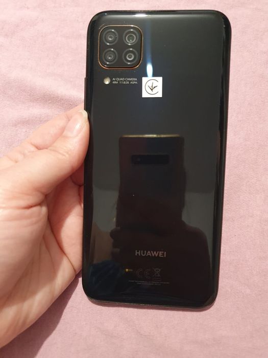 Vând telefon Huawei P40 Lite
