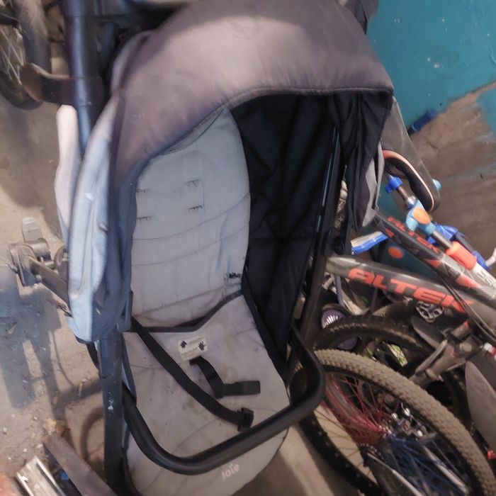 Отдам коляску в хорошем состоянии