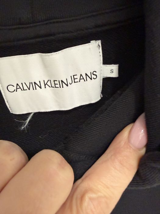 Оригинална рокля на Calvin Klein jeans