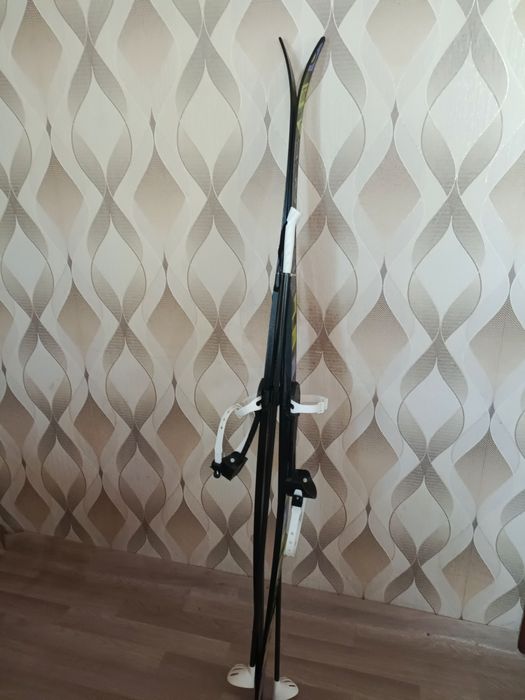 Продаются лыжи бу