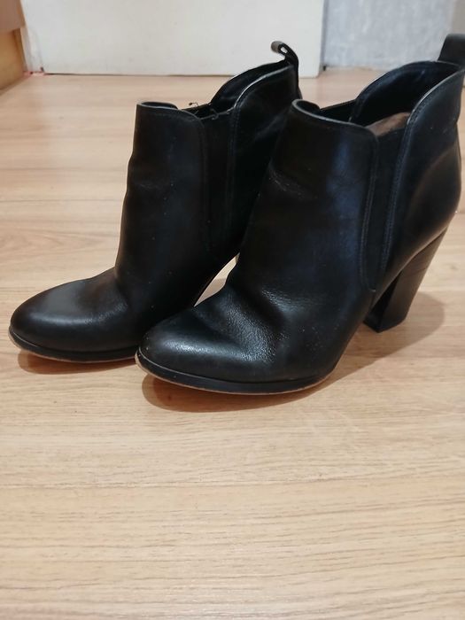 Дамски оригинални боти