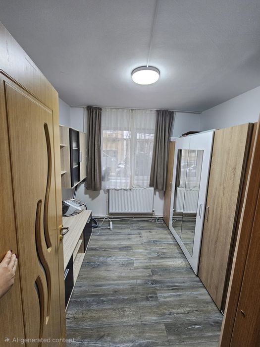 Vând apartament 3 camere