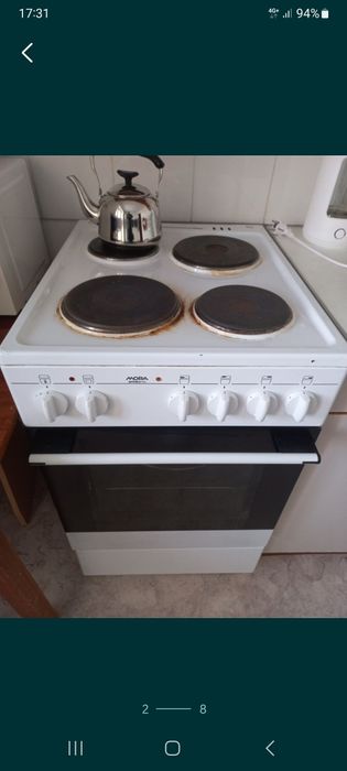 Продам электрическую плиту